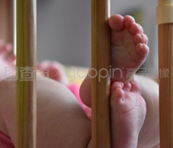 五招让哭闹石家庄捐卵宝宝静下来